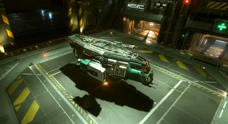 Landung der Drake Cutter in einem kleinen Hangar